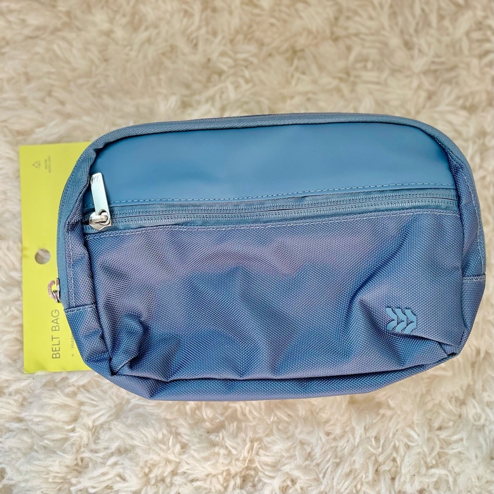 All In Motion Belt Bag‎ Fanny Pack Adjustable Strap Blue